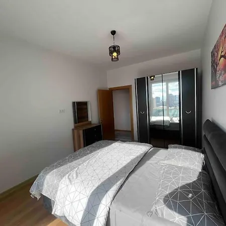 Cozy Homes - 2 & 1 Living Istanbul