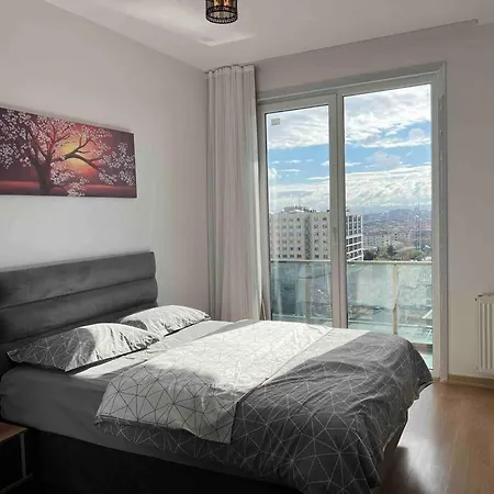Cozy Homes - 2 & 1 Living * Istanbul