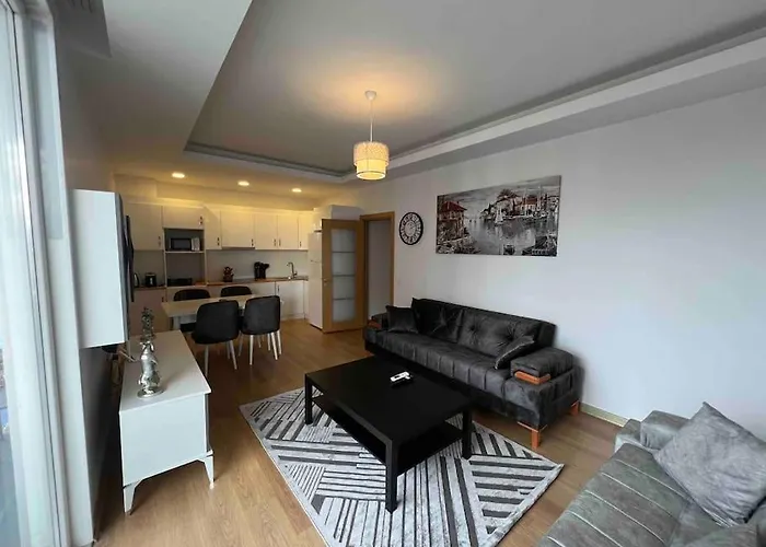 Cozy Homes - 2 & 1 Living