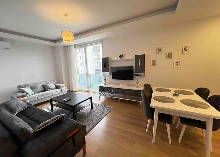 Cozy Homes - 2 & 1 Living