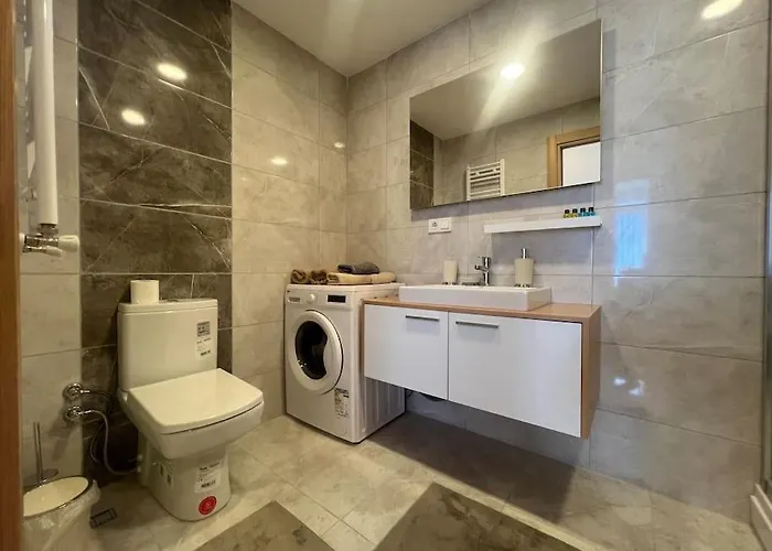 Cozy Homes - 2 & 1 Living