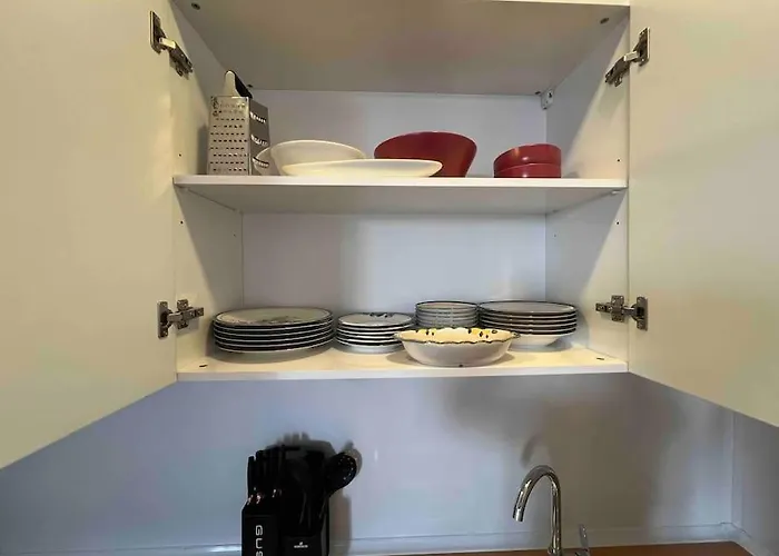 Cozy Homes - 2 & 1 Living Διαμέρισμα *