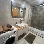 Cozy Homes - 2 & 1 Living Apartamento